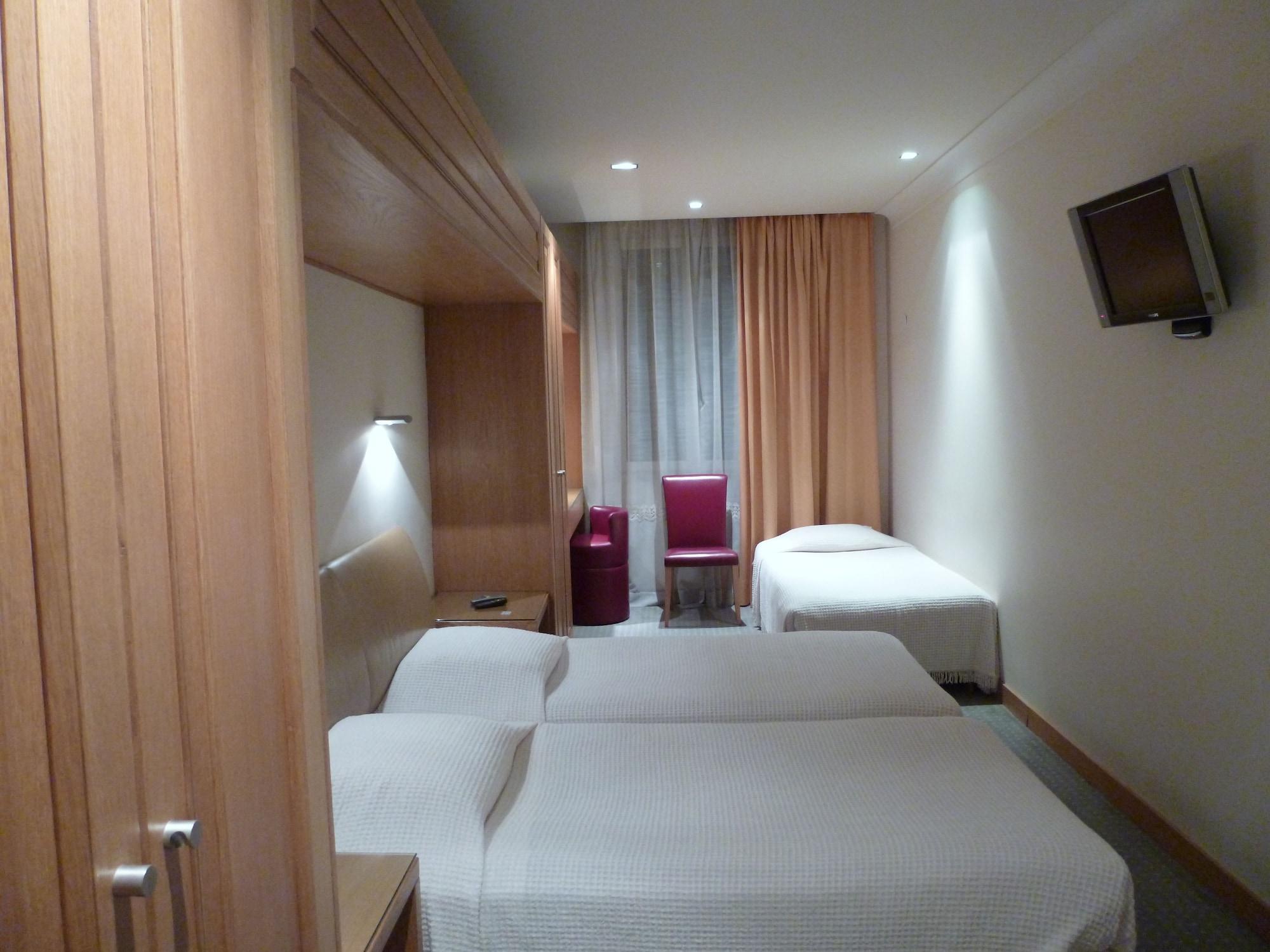 Hotel Du Vieux Marais Париж Экстерьер фото